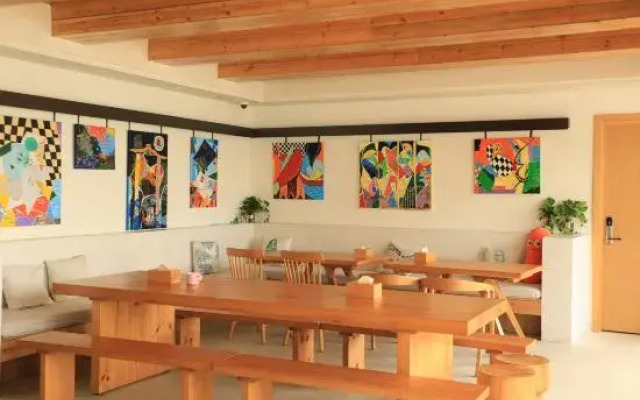 Yihaixuan Seaview Inn
