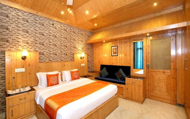 OYO 12170 Home Rustic Villa Kasauli