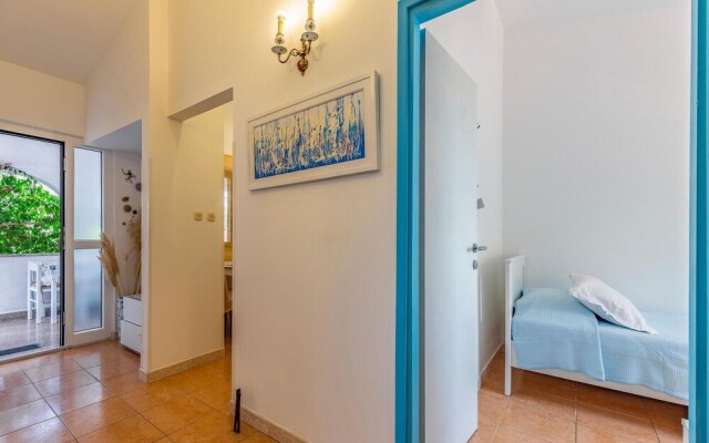 Nice Apartment in Premantura With Wifi and 2 Bedrooms