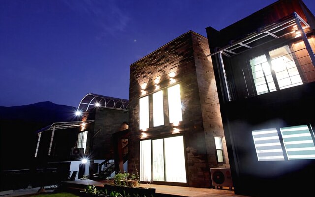 Gapyeong Boratvithyanggi Pension