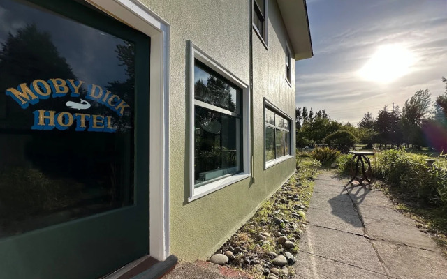 Moby Dick Hotel