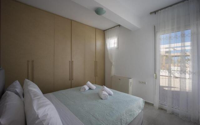 Blue Hills Villas by Estia