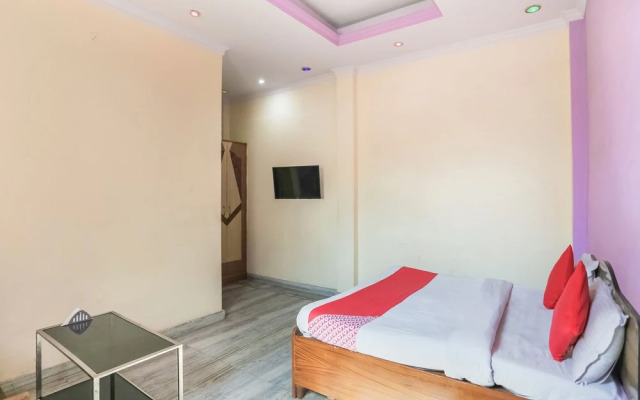 OYO 22577 Hotel City View