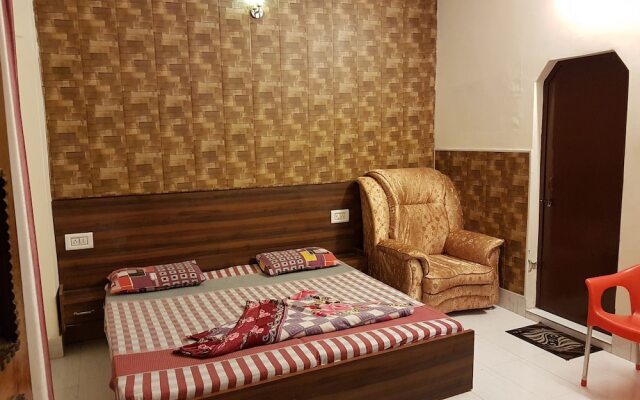 Hotel Raj Mahal