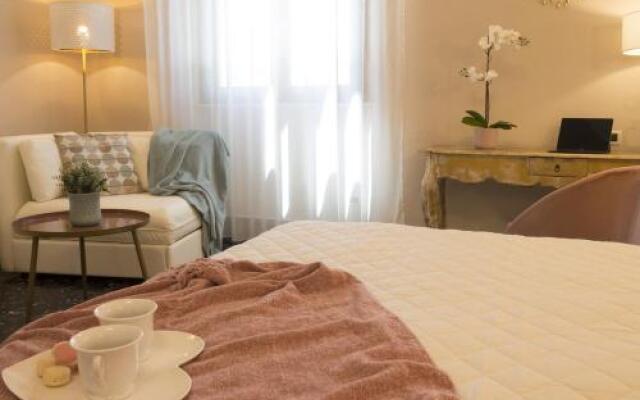 Accanto Al Centro B&B