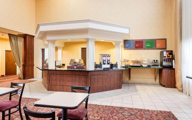 Comfort Suites West Memphis I-40 I-55