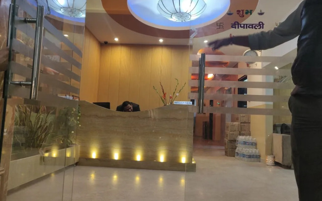 Hotel Apra International