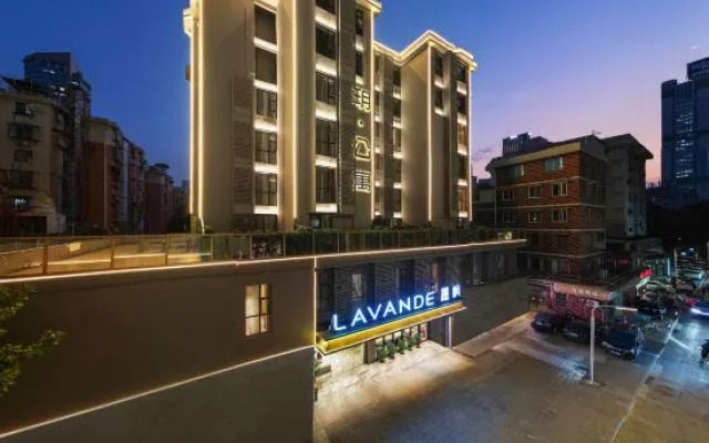 Yuanxu Apartment (Guangzhou Taikoo Hui Plaza Shipaiqiao Subway Station)