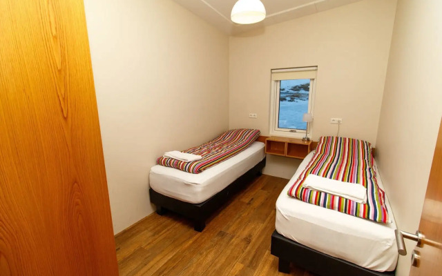 Hrimland Cottages