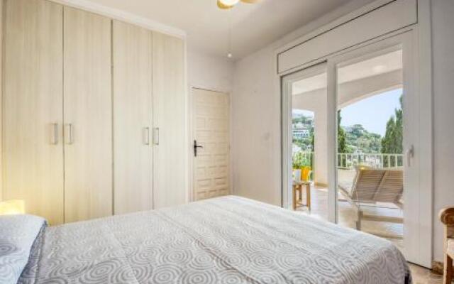 Apartment Canyelles