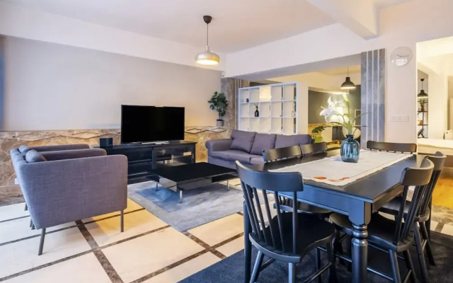 Missafir Studio Flat w Backyard in Nisantasi