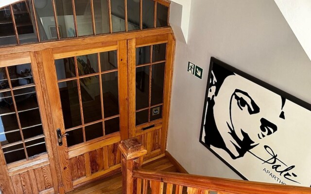 Dali ApartHotel