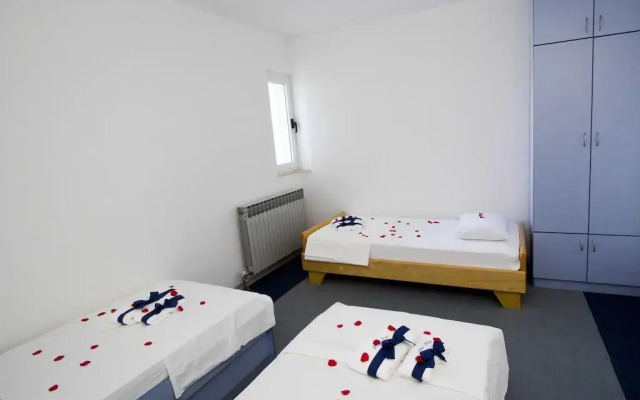 Apartment Pčelica Maja