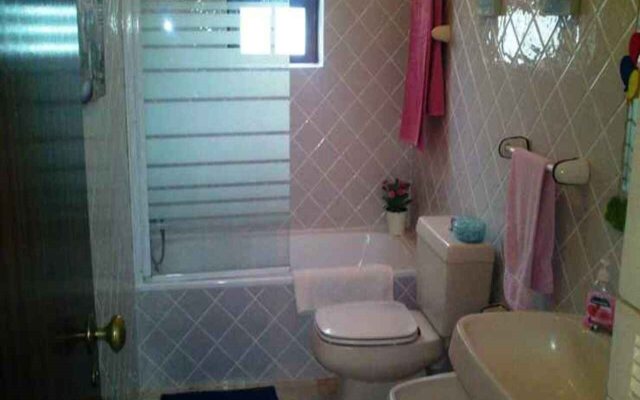 102918 - Villa in Colares