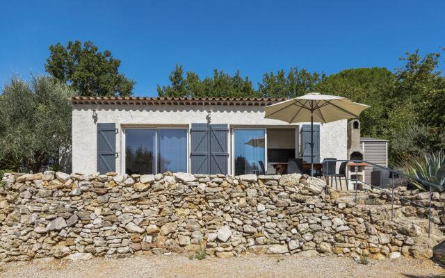 Detached house with private pool, 4 km from the medieval town of Brignoles
