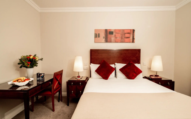White Sands Hotel