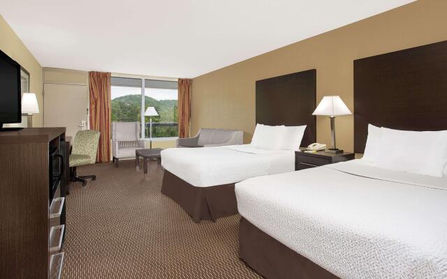 Days Inn by Wyndham Asheville/Mall