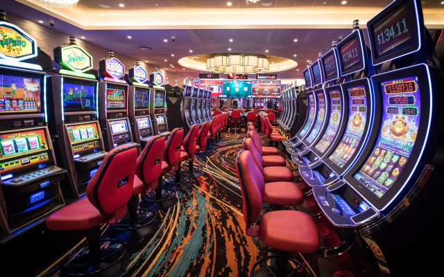 Jake's 58 Casino Hotel - Adult Only