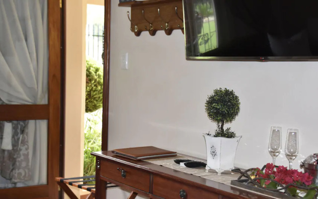 Lamor Guest House
