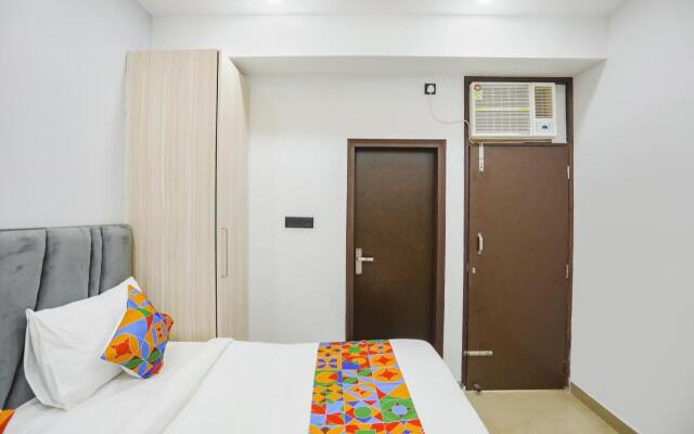 FabHotel Rasa Arcade