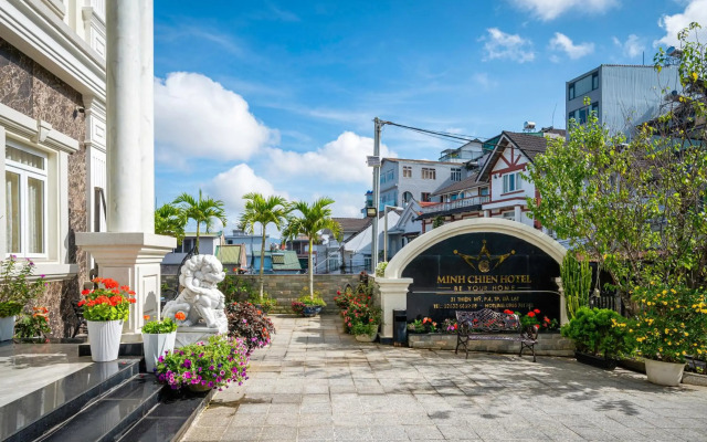 Minh Chien Hotel