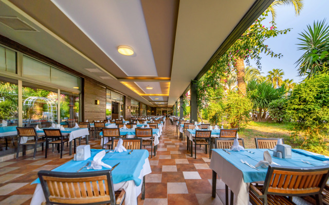 Calimera Hane Garden