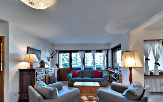 Chesa San Gian - Celerina-Chesa San Gian - Celerina - App 8 pax – Guest Rooms – Celerina-Schlarigna