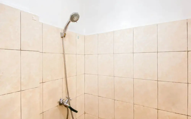 Standard Studio Apartment At Margonda Residence 2