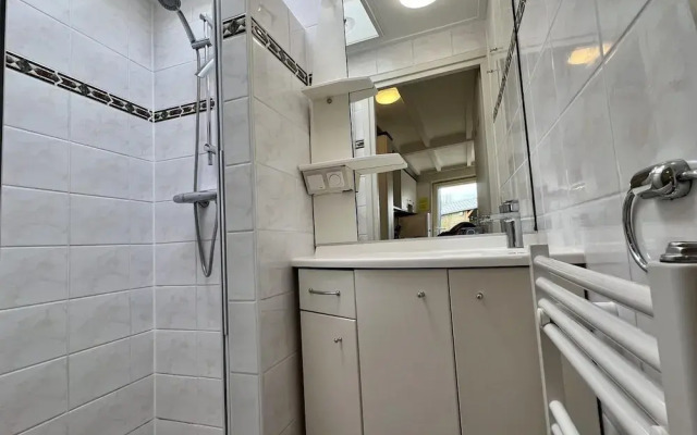 Detached Holiday Home With Garden