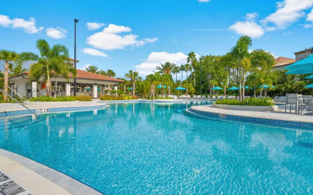 4024 Breakview Drive #303