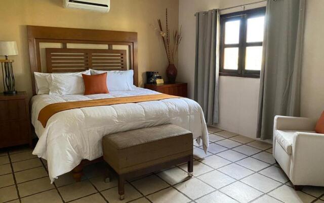 Los Vientos Hotel