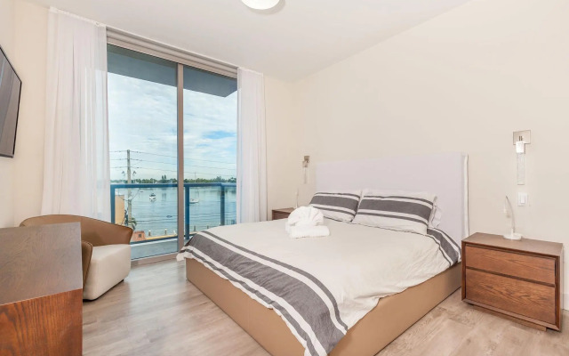 Private Luxury Condos at Costa Hollywood