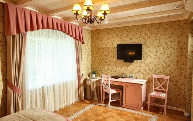 Отель Империал & Champagne-spa