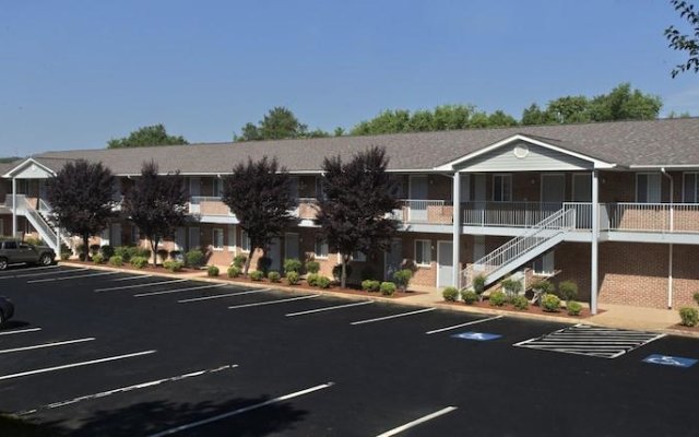 Affordable Corporate Suites - Lynchburg