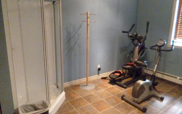 The Kangiqsujuaq Inn