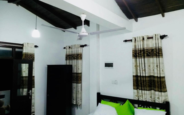 Family Bungalows Joy of Abundant Life Hikkaduwa