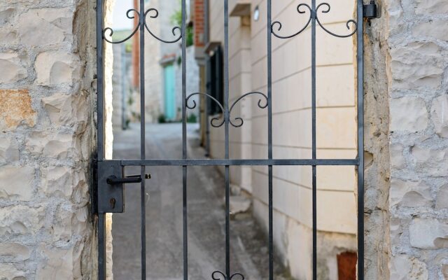 Snug Apartment in Pu?iš?a Near the Beach