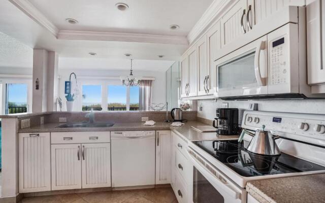 Land's End 9-201 Beach Front - Premier