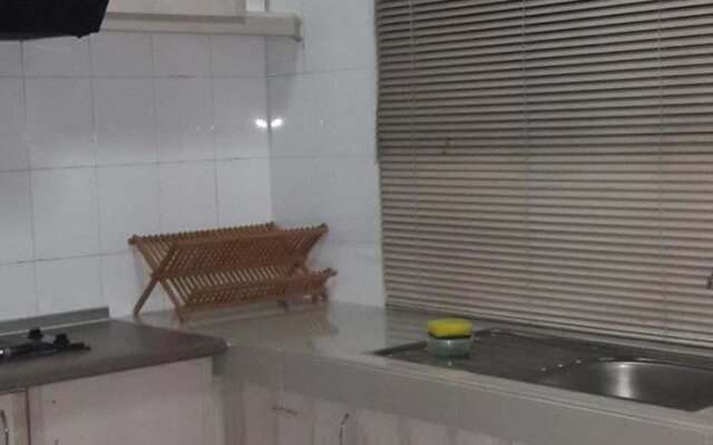 Golden City Apartment - Leisure Holiday Resorts