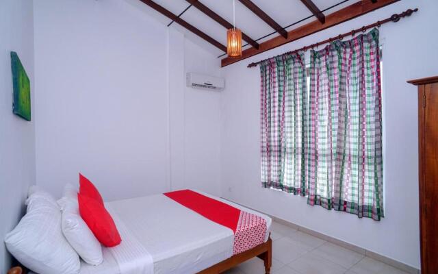 Oyo 435 Moon Beach Villa