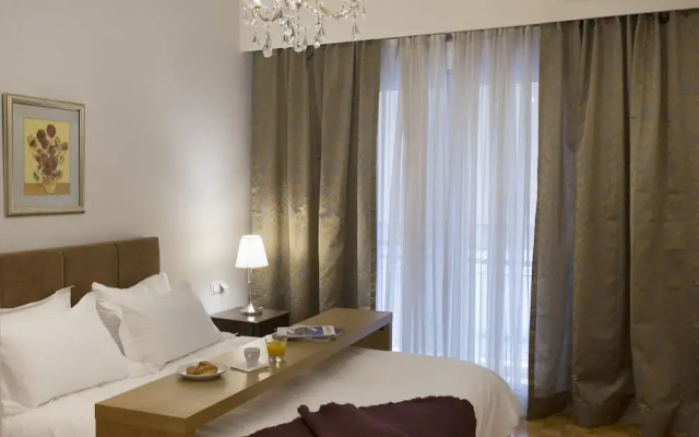 Koukaki Deluxe Apt at Syggrou-Fix