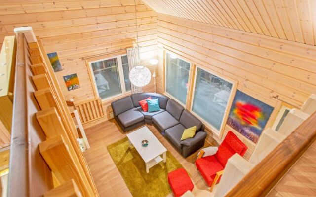 Holiday Home Kevätpiippo a