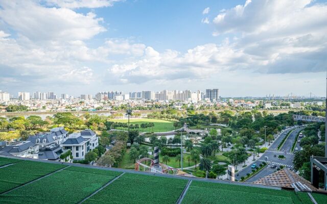 2 Bed Landmark 81