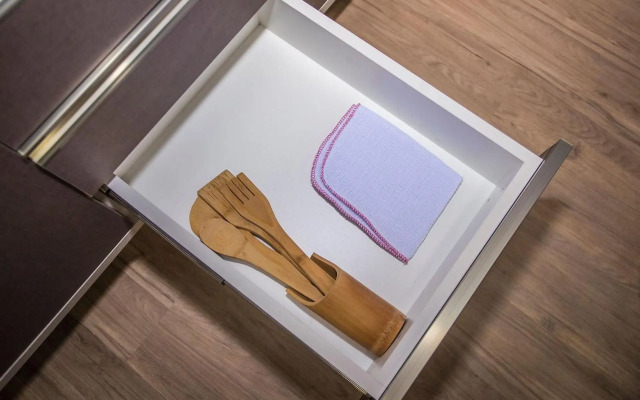 Studio com Cama e Sofá-Cama de Casal - ALL2011