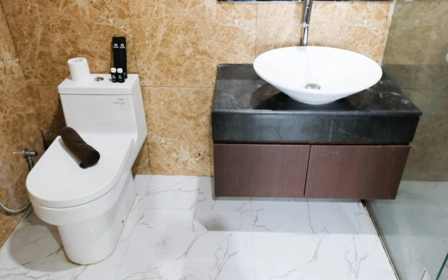 Spacious And Homey 1Br At Grand Sungkono Lagoon Apartment
