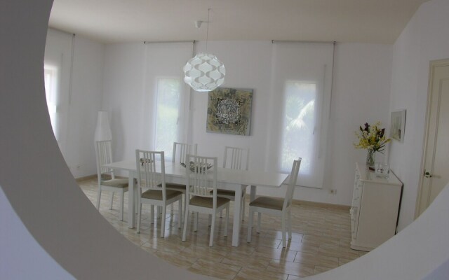 Villa Vista La Quinta + Heatable Pool + Free Wifi + bbq