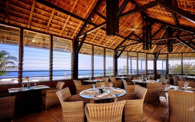 Iloha Seaview Hotel