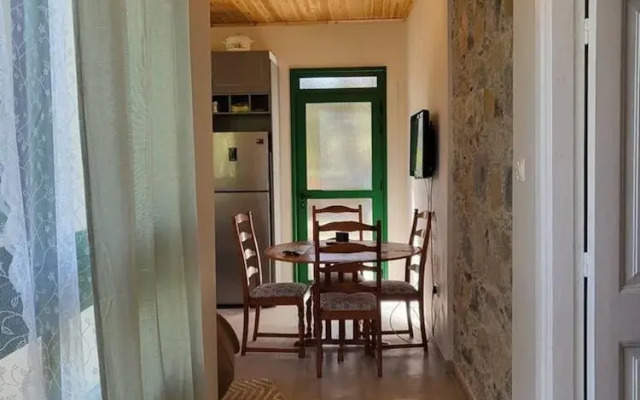 Theplatresnest Lovely 3-bed House in Pano Platres