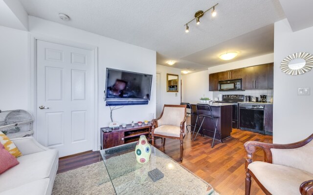 Newly Decorated 2BR Executive Suite - Great View