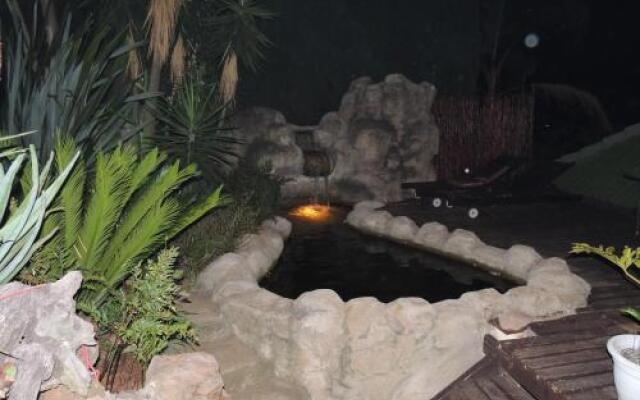 Die Houthuis Guest House